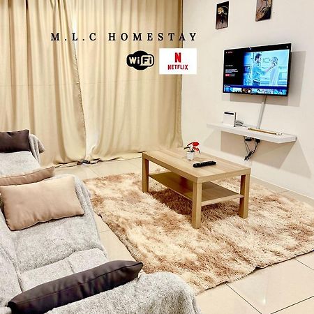 3 Bedrooms 2 Bathrooms Ipoh Waterpark Comfy Home - Pool & Mountain View Eksteriør billede