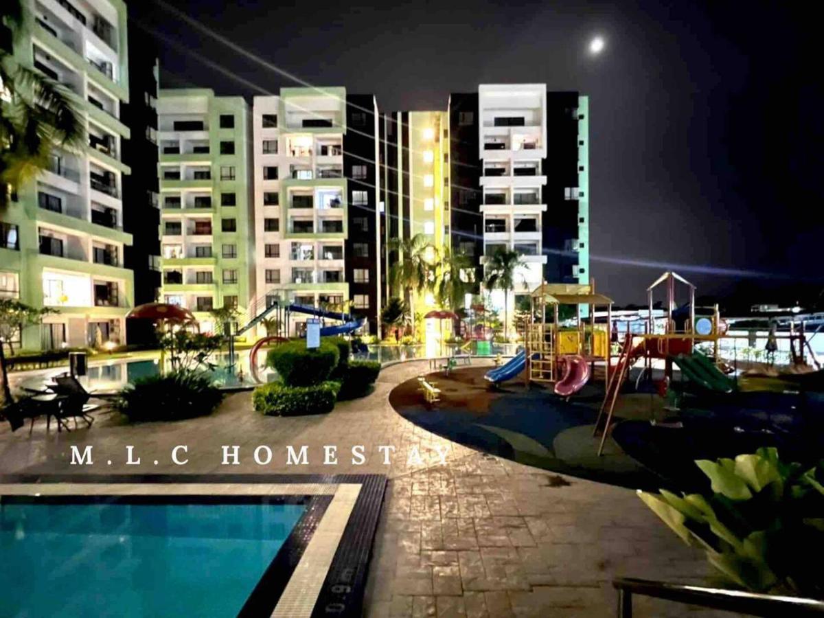 3 Bedrooms 2 Bathrooms Ipoh Waterpark Comfy Home - Pool & Mountain View Eksteriør billede